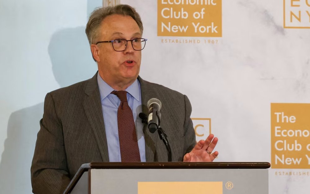 New York Fed Başkanı’ndan Sürpriz Faiz Açıklaması: Piyasa Beklentileri Anında Geriledi